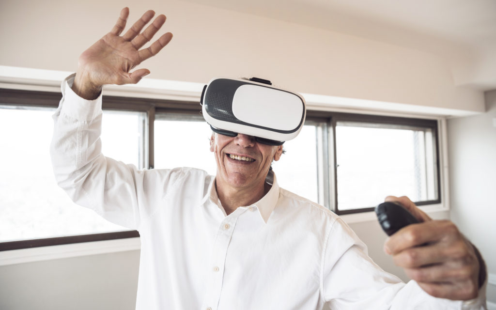 The 5 Best Tech Gift Ideas for the Elderly – SilverActivities Blog